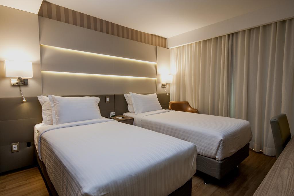Americas Copacabana Hotel