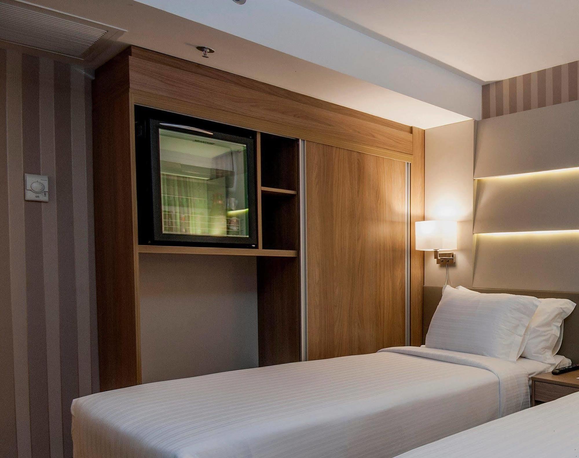 Americas Copacabana Hotel